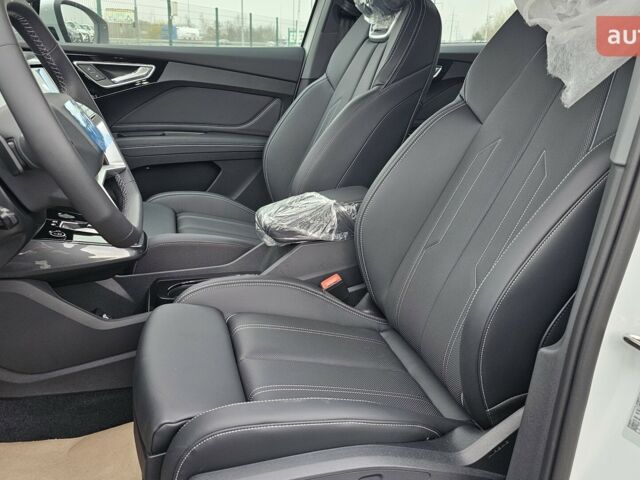 купить новое авто Ауди Q4 e-tron 2025 года от официального дилера Максим Путрівка Ауди фото