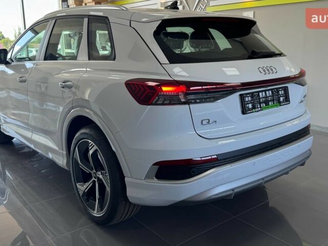 купить новое авто Ауди Q4 e-tron 2025 года от официального дилера E-SKM Ауди фото