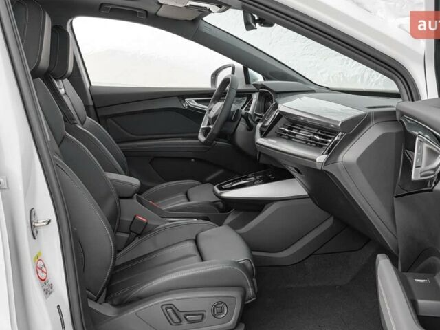 купить новое авто Ауди Q4 e-tron 2025 года от официального дилера Константин Альперович Ауди фото