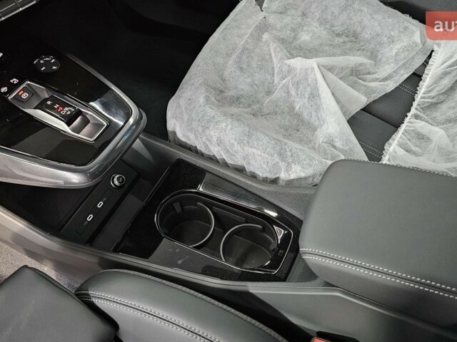 купити нове авто Ауді Q4 e-tron 2025 року від офіційного дилера Денис Фатов Ауді фото