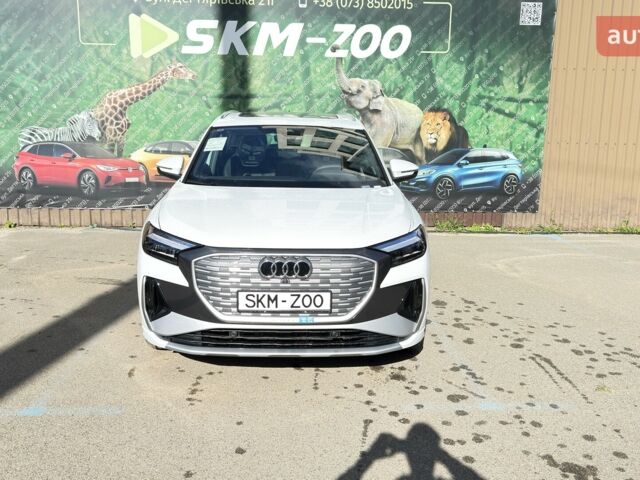 купить новое авто Ауди Q4 e-tron 2025 года от официального дилера E-SKM ZOO Ауди фото