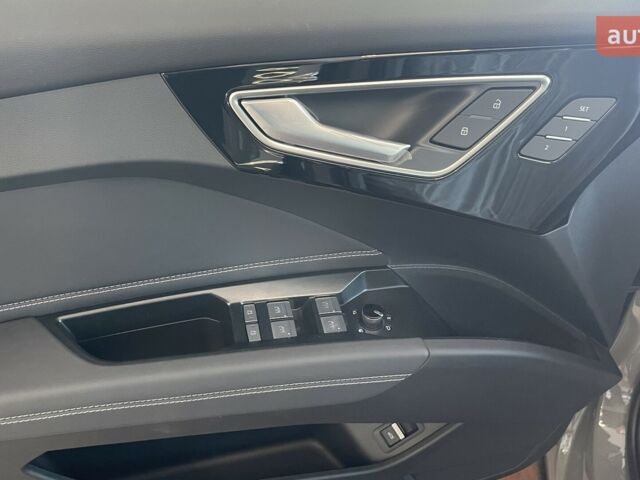 купить новое авто Ауди Q4 e-tron 2025 года от официального дилера VOLT AUTO Ауди фото