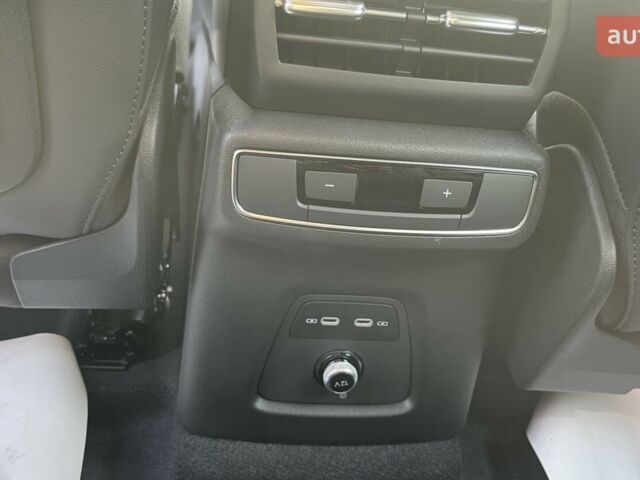 купить новое авто Ауди Q4 e-tron 2025 года от официального дилера E-SKM Житомир Ауди фото