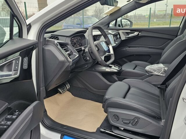 купить новое авто Ауди Q4 e-tron 2025 года от официального дилера Максим Путрівка Ауди фото