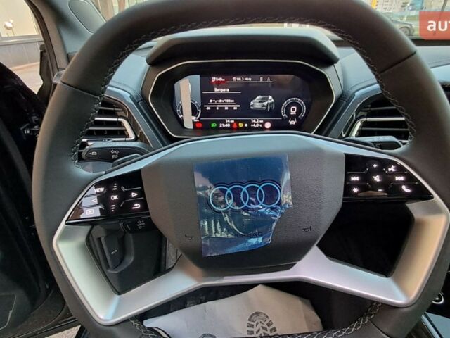 купить новое авто Ауди Q4 e-tron 2025 года от официального дилера E-SKM Позняки Ауди фото
