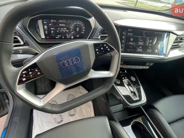 купить новое авто Ауди Q4 e-tron 2025 года от официального дилера E-SKM Позняки Ауди фото