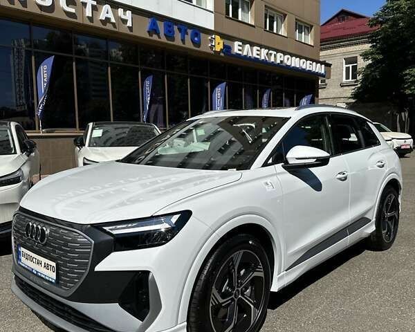 Ауді Q4 e-tron, об'ємом двигуна 0 л та пробігом 1 тис. км за 32499 $, фото 10 на Automoto.ua
