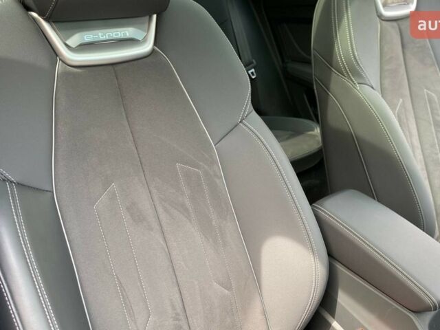 Ауді Q4 e-tron, об'ємом двигуна 0 л та пробігом 0 тис. км за 31750 $, фото 13 на Automoto.ua