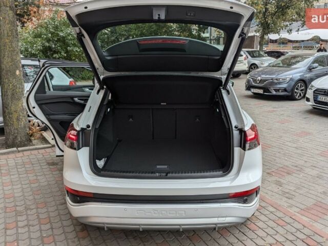 купить новое авто Ауди Q4 e-tron 2025 года от официального дилера Чабан Вячеслав Ауди фото