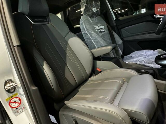купить новое авто Ауди Q4 e-tron 2025 года от официального дилера Олег Львів Ауди фото