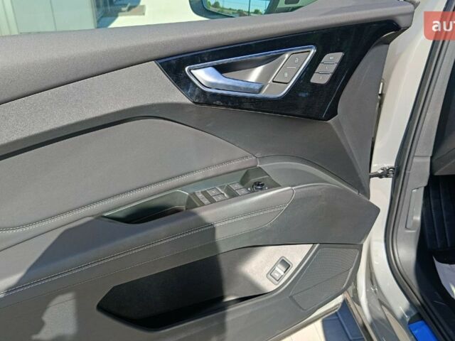 купити нове авто Ауді Q4 e-tron 2025 року від офіційного дилера E-SKM Вінниця Ауді фото