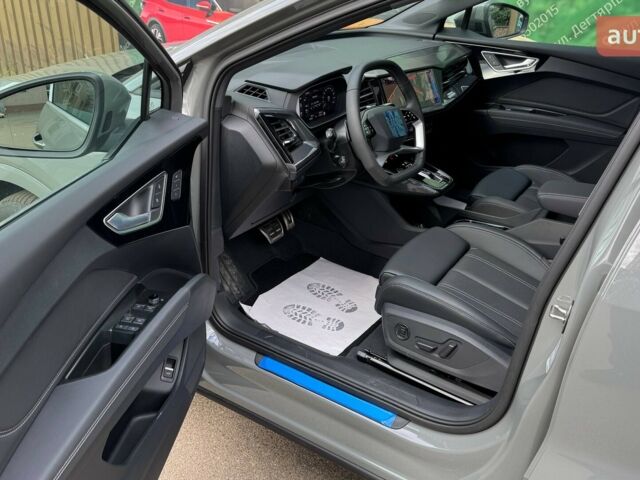 Ауді Q4 e-tron 2025 року купити нове авто Ауді Q4 e-tron 2025 року від офіційного дилера E-SKM ZOO Ауді фото