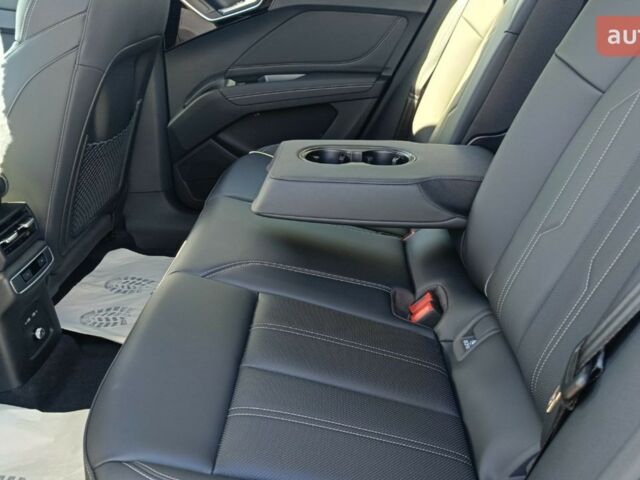 купити нове авто Ауді Q4 e-tron 2025 року від офіційного дилера E-SKM Вінниця Ауді фото