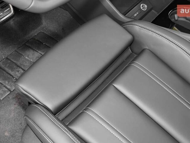 купити нове авто Ауді Q4 e-tron 2025 року від офіційного дилера Олександр Хіміч Ауді фото