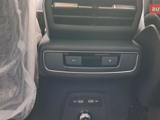 купить новое авто Ауди Q4 e-tron 2025 года от официального дилера Макс Ауди фото