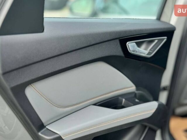 купити нове авто Ауді Q4 e-tron 2025 року від офіційного дилера Автоцентр AUTO.RIA Ауді фото