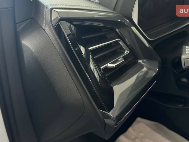 купити нове авто Ауді Q4 e-tron 2025 року від офіційного дилера E-SKM Черкаси Ауді фото