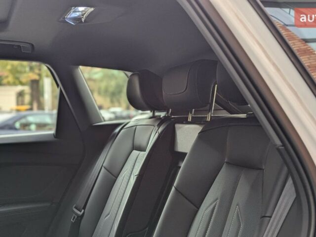 купить новое авто Ауди Q4 e-tron 2025 года от официального дилера Чабан Вячеслав Ауди фото