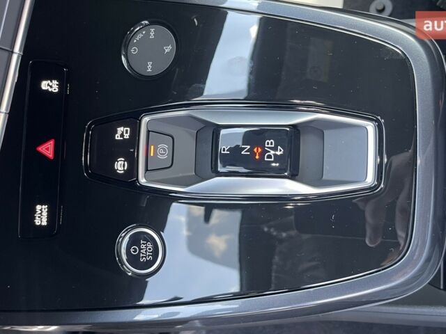 купить новое авто Ауди Q4 e-tron 2025 года от официального дилера VOLT AUTO Ауди фото
