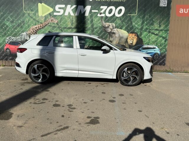 купить новое авто Ауди Q4 e-tron 2025 года от официального дилера E-SKM ZOO Ауди фото