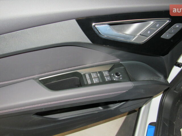 купить новое авто Ауди Q4 e-tron 2025 года от официального дилера Автоцентр AUTO.RIA Ауди фото