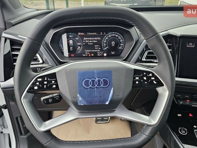 купить новое авто Ауди Q4 e-tron 2025 года от официального дилера Максим Путрівка Ауди фото
