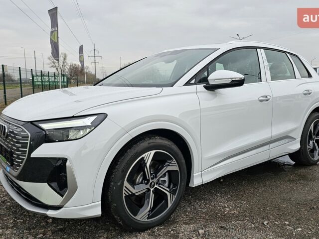 купить новое авто Ауди Q4 e-tron 2025 года от официального дилера Максим Путрівка Ауди фото
