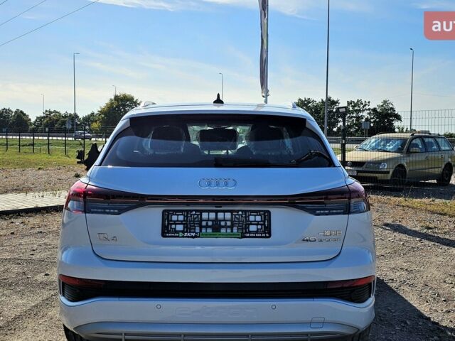 купить новое авто Ауди Q4 e-tron 2025 года от официального дилера Максим Путрівка Ауди фото