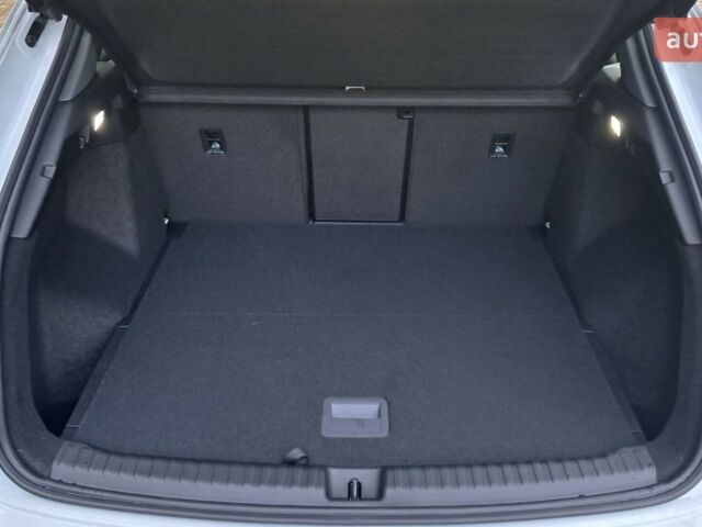 купить новое авто Ауди Q4 e-tron 2025 года от официального дилера Макс Ауди фото