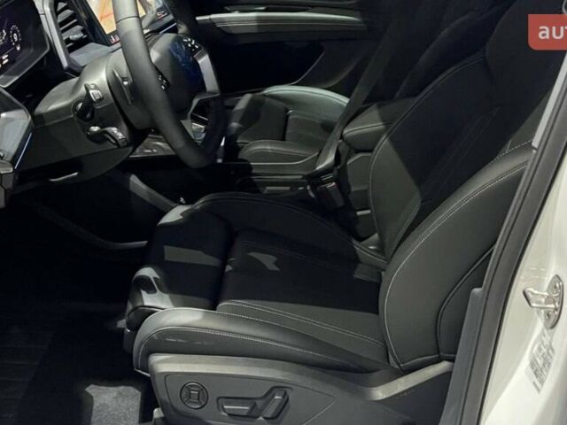 купить новое авто Ауди Q4 e-tron 2025 года от официального дилера ELECTRO-MOTORS KROPYVNYTSKYI Ауди фото