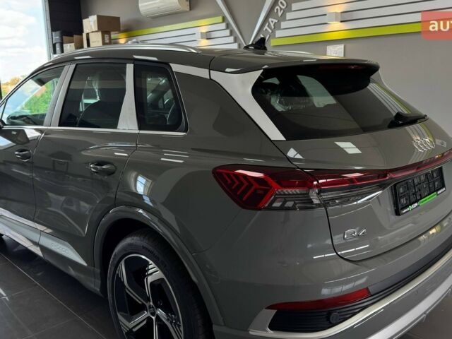 купить новое авто Ауди Q4 e-tron 2025 года от официального дилера E-SKM ZOO Ауди фото