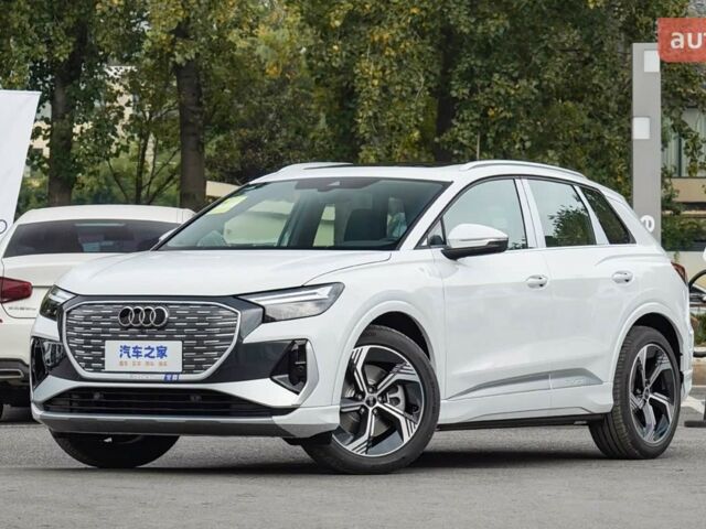 купить новое авто Ауди Q4 e-tron 2025 года от официального дилера Константин Альперович Ауди фото