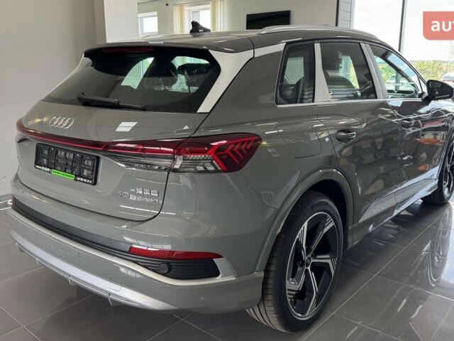 купить новое авто Ауди Q4 e-tron 2025 года от официального дилера E-SKM ZOO Ауди фото