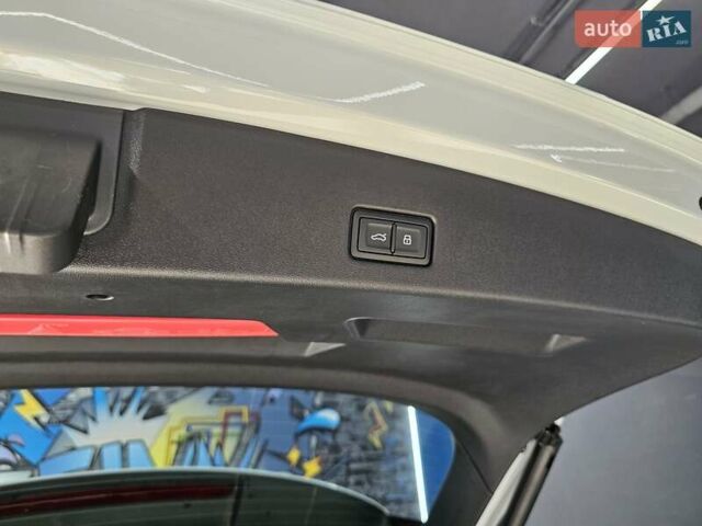 Ауди Q4 e-tron, объемом двигателя 0 л и пробегом 1 тыс. км за 33499 $, фото 23 на Automoto.ua