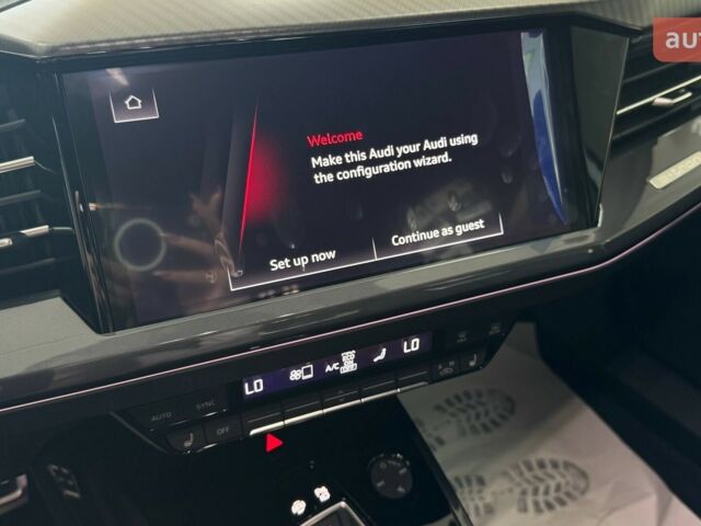 купить новое авто Ауди Q4 e-tron 2025 года от официального дилера E-SKM Ауди фото