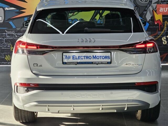 купити нове авто Ауді Q4 e-tron 2025 року від офіційного дилера Денис Фатов Ауді фото