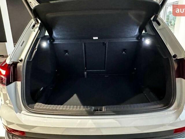 купить новое авто Ауди Q4 e-tron 2025 года от официального дилера Олег Львів Ауди фото