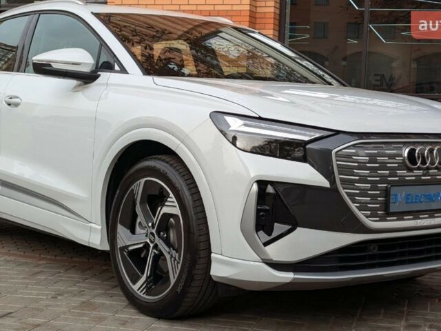 купить новое авто Ауди Q4 e-tron 2025 года от официального дилера Чабан Вячеслав Ауди фото