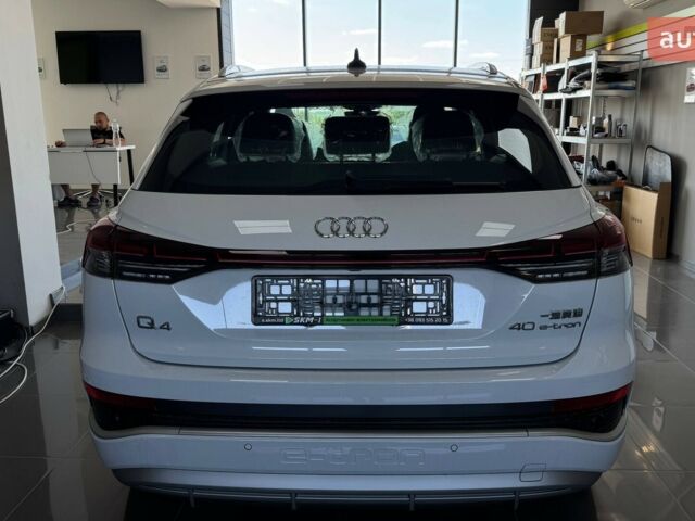 купить новое авто Ауди Q4 e-tron 2025 года от официального дилера E-SKM Кропивницький Ауди фото