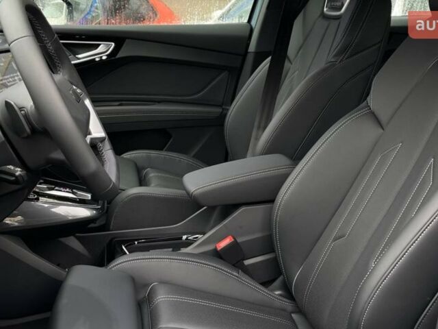 купити нове авто Ауді Q4 e-tron 2025 року від офіційного дилера Будпостач  Ауді фото