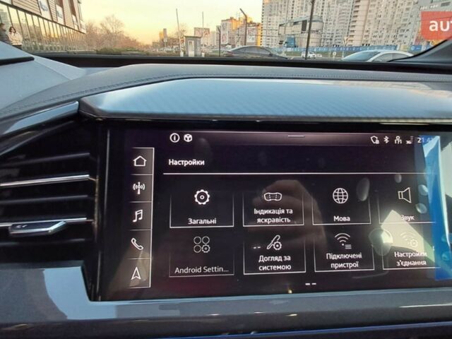 купить новое авто Ауди Q4 e-tron 2025 года от официального дилера E-SKM Позняки Ауди фото