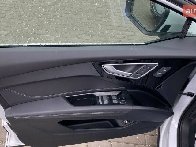 купить новое авто Ауди Q4 e-tron 2025 года от официального дилера AUTOCENTER AUTO.RIA Ауди фото