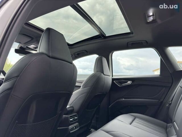 Ауди Q4 e-tron, объемом двигателя 0 л и пробегом 1 тыс. км за 31999 $, фото 26 на Automoto.ua