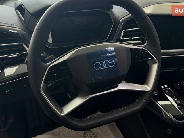 купить новое авто Ауди Q4 e-tron 2025 года от официального дилера E-SKM Кропивницький Ауди фото