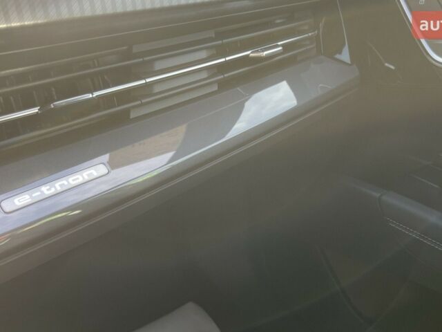 купити нове авто Ауді Q4 e-tron 2025 року від офіційного дилера Автоцентр AUTO.RIA Ауді фото