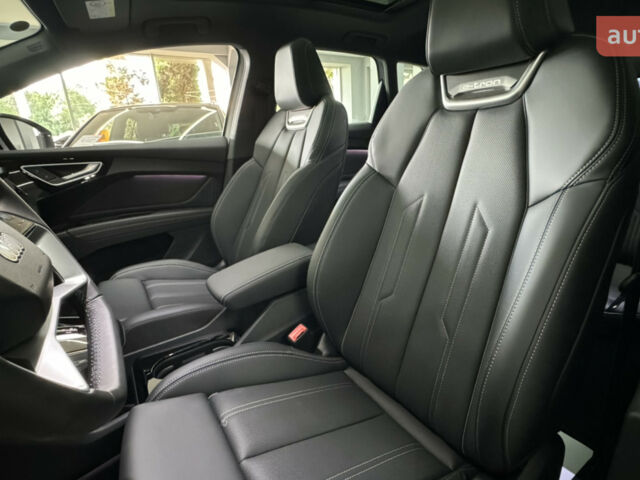 купить новое авто Ауди Q4 e-tron 2025 года от официального дилера Aleksei Ауди фото