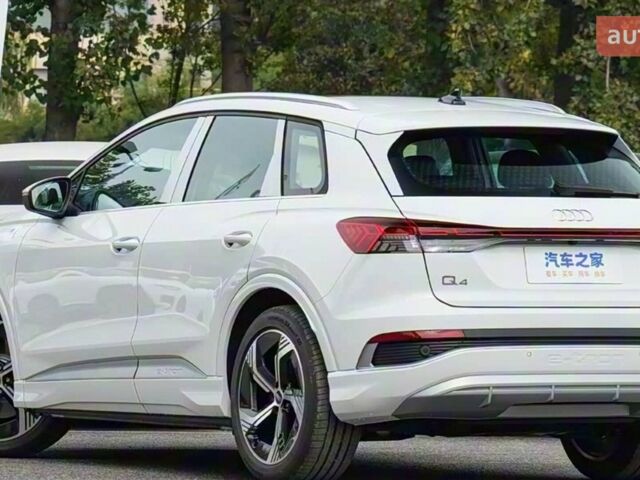 купити нове авто Ауді Q4 e-tron 2025 року від офіційного дилера Олександр Хіміч Ауді фото