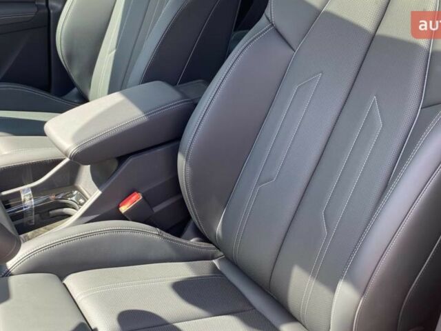 купить новое авто Ауди Q4 e-tron 2025 года от официального дилера Максим Ауди фото