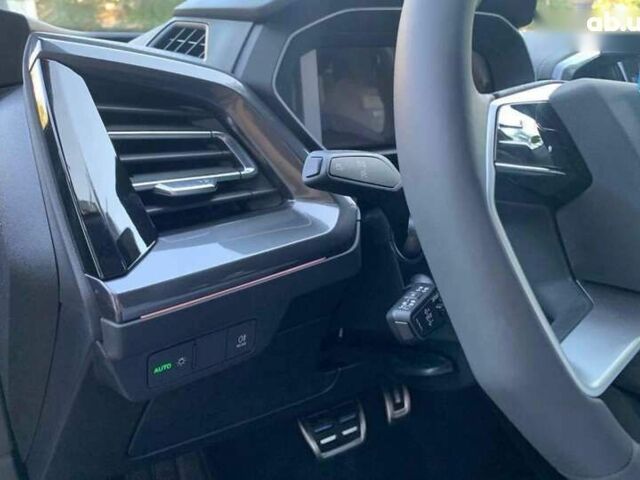 Ауди Q4 e-tron, объемом двигателя 0 л и пробегом 1 тыс. км за 33199 $, фото 16 на Automoto.ua