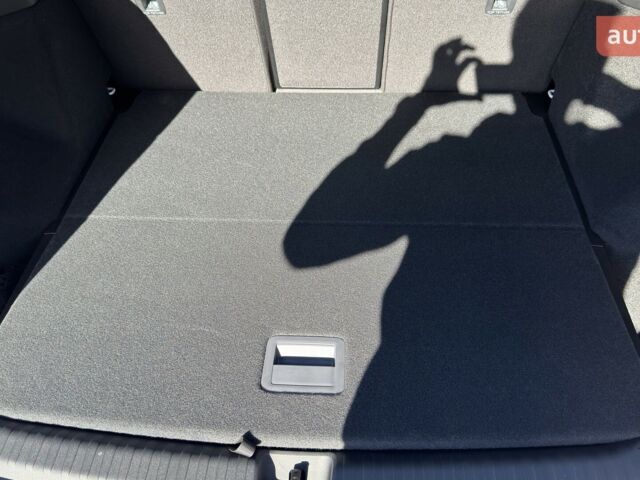 купить новое авто Ауди Q4 e-tron 2025 года от официального дилера E-SKM ZOO Ауди фото